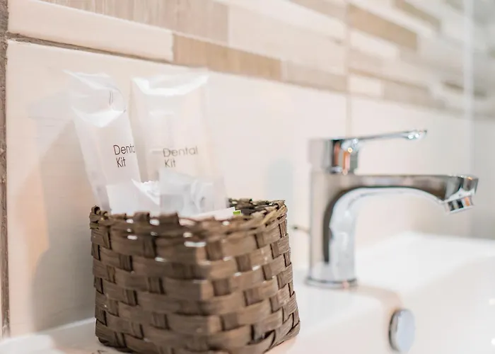 Dodo's House ベッド・アンド・ブレックファスト 4*